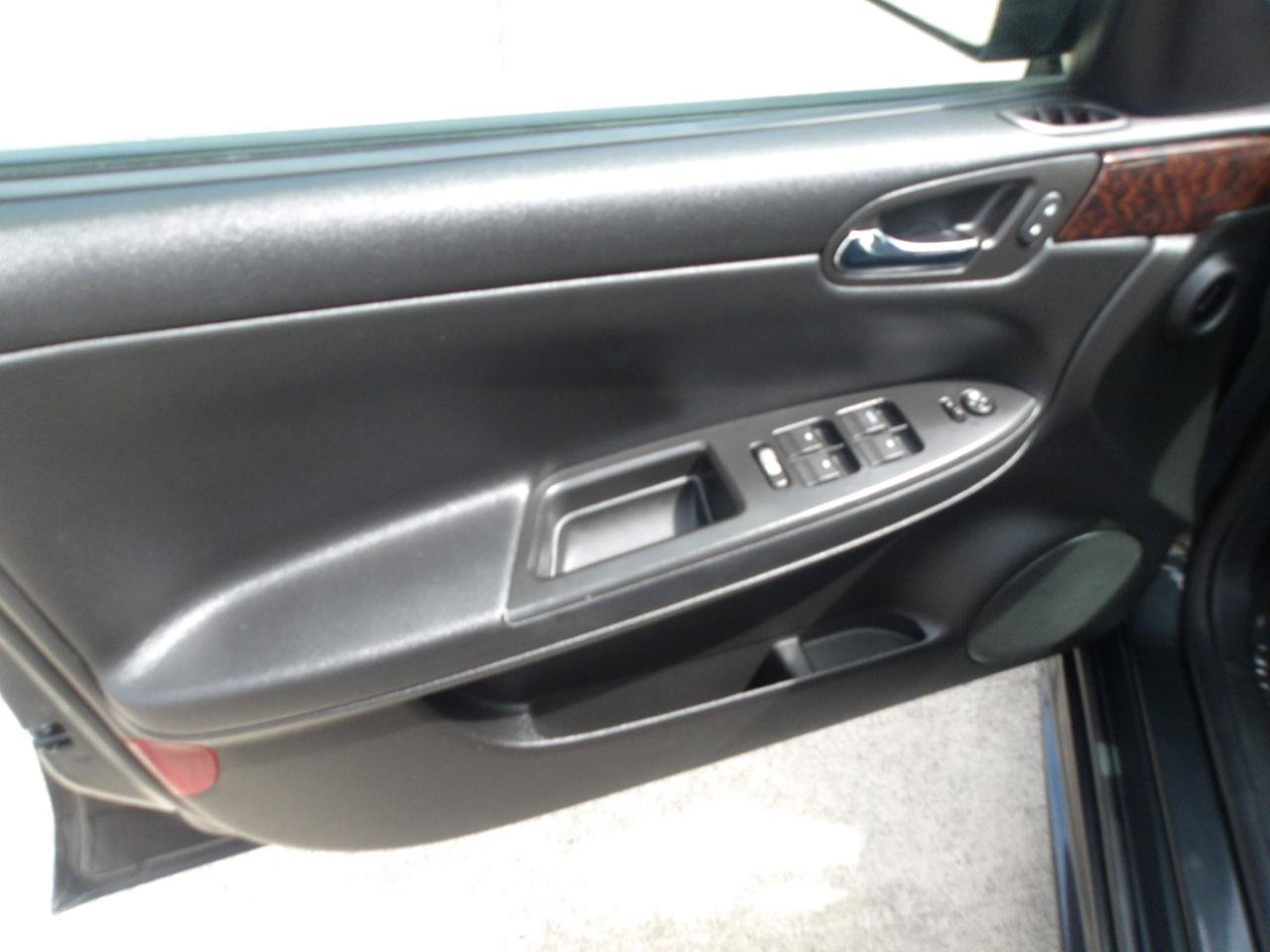 Used 2016 Chevrolet Impala Limited LS FWD image 18