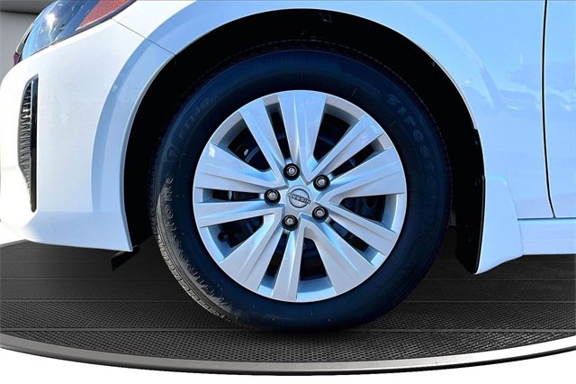 Certified 2025 Nissan Sentra S image 31