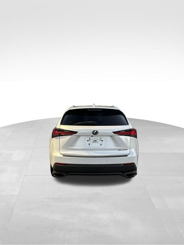 Used 2018 Lexus NX 300 FWD w/ Comfort Package image 4