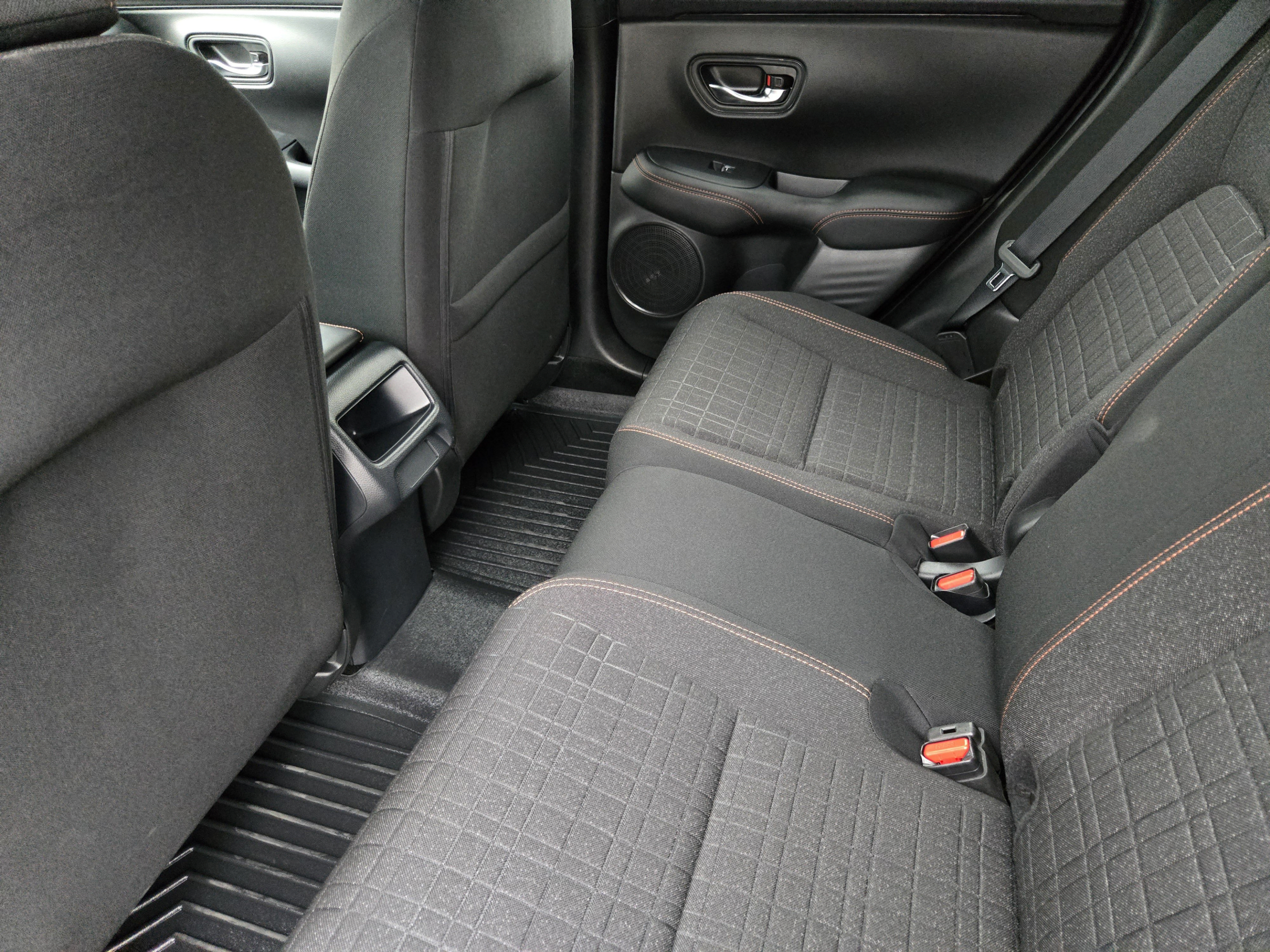 Used 2025 Honda HR-V Sport image 27