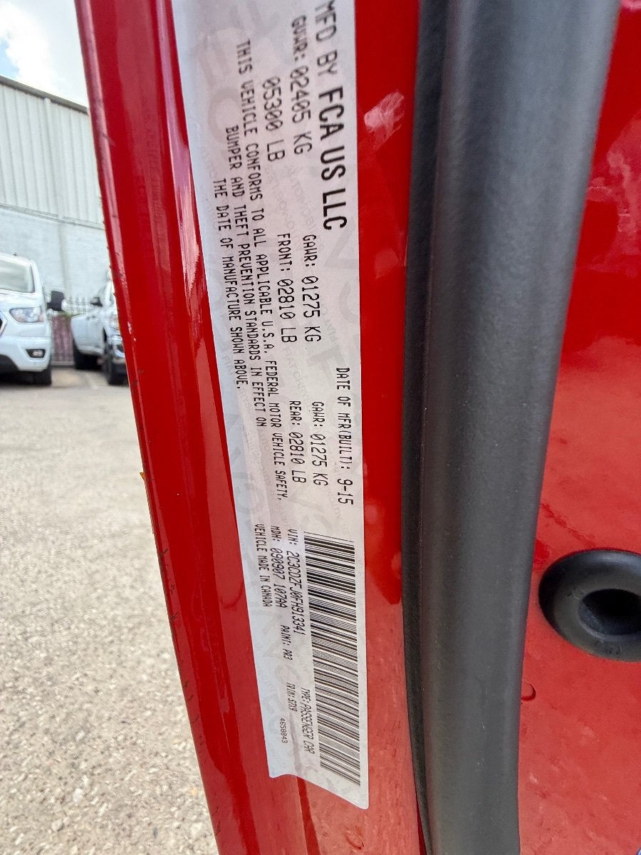 Used 2015 Dodge Challenger R/T Scat Pack RWD image 24