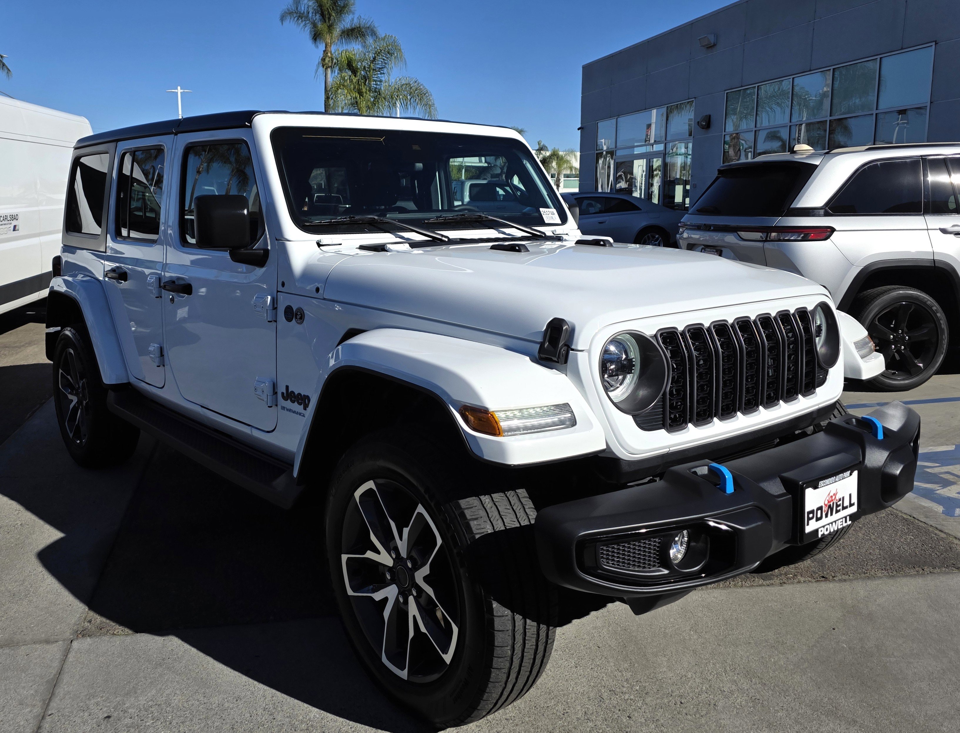 Used 2024 Jeep Wrangler Sport S image 6