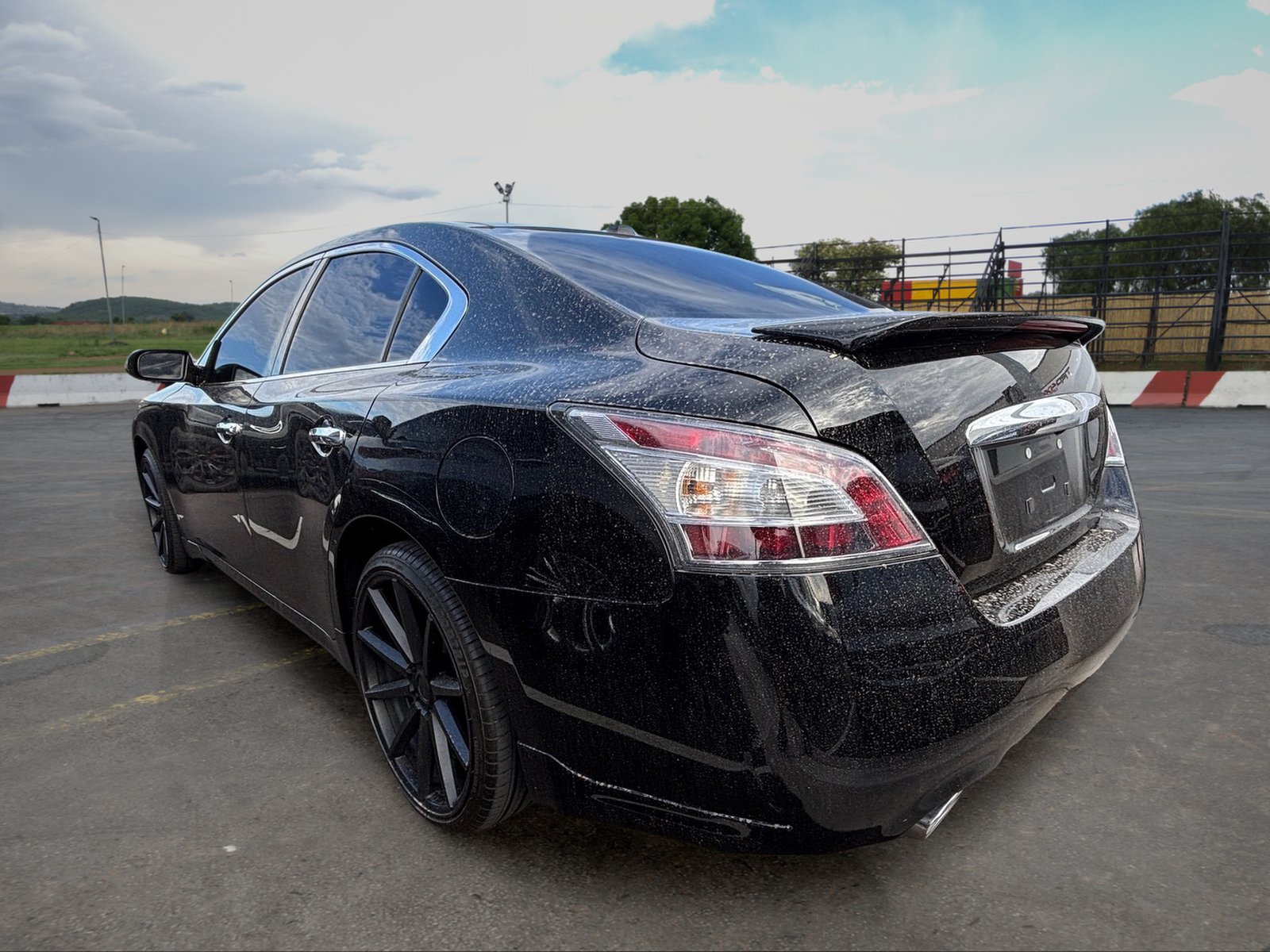 Used 2012 Nissan Maxima 3.5 SV w/ Premium Pkg FWD image 4