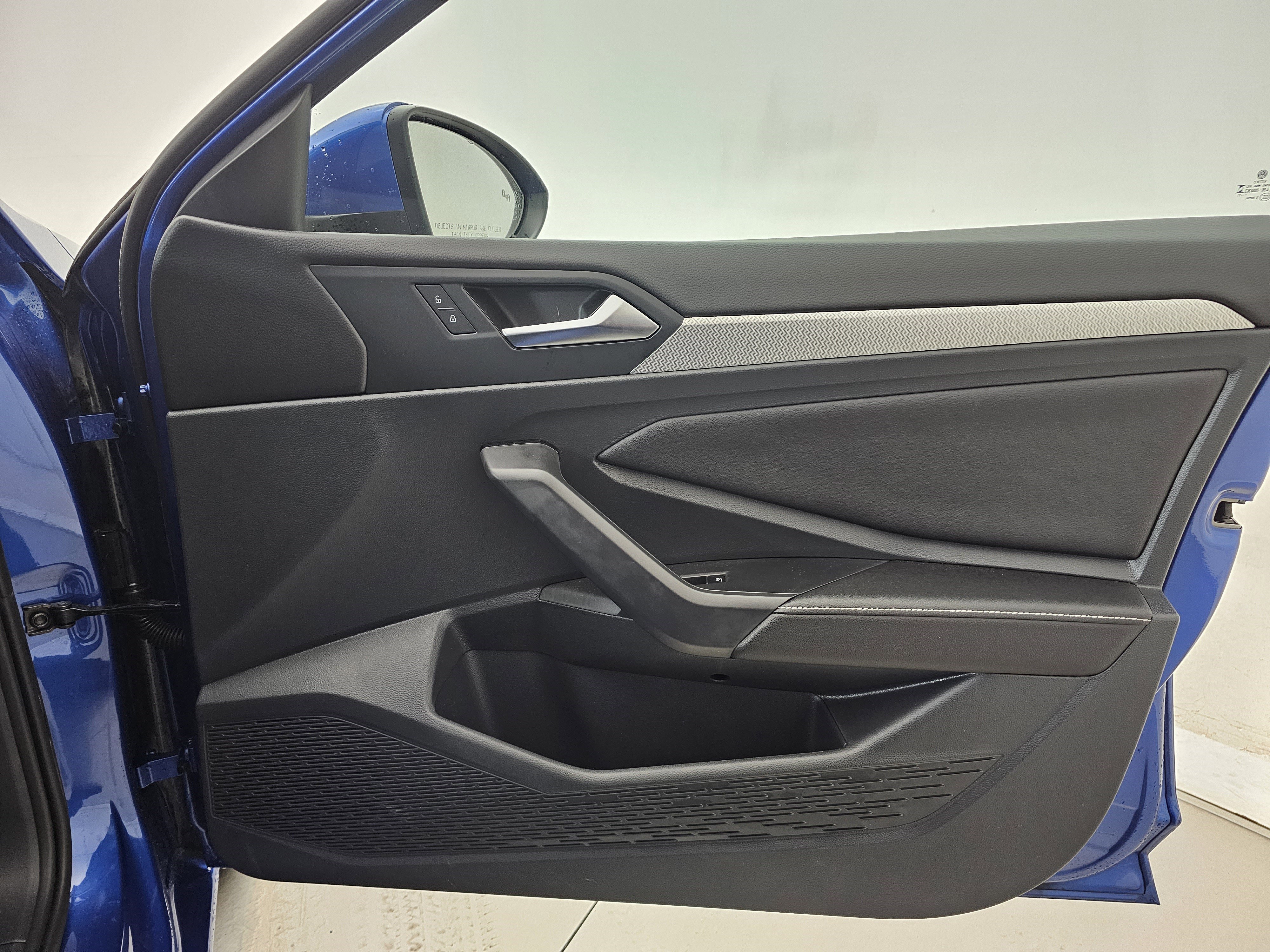 Used 2023 Volkswagen Jetta S image 12