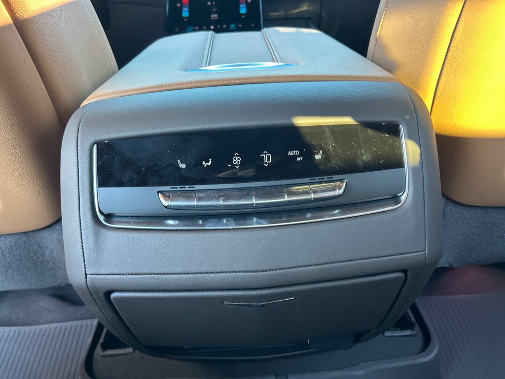 Used 2026 Cadillac Escalade Luxury w/ Touring Package RWD image 46