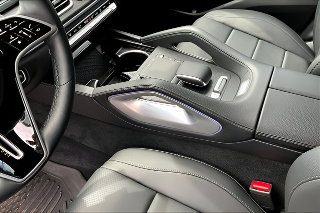 Certified 2024 Mercedes-Benz GLS 450 4MATIC image 15