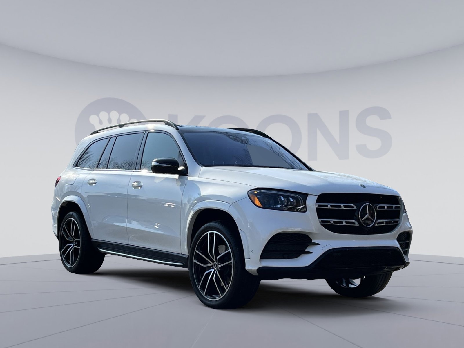 Used 2023 Mercedes-Benz GLS 580 4MATIC image 8