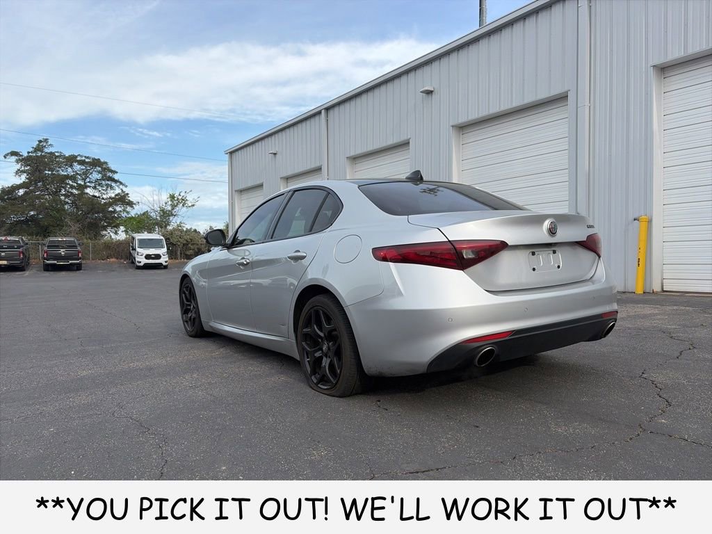 Used 2021 Alfa Romeo Giulia Sprint w/ Nero Edizione RWD image 4