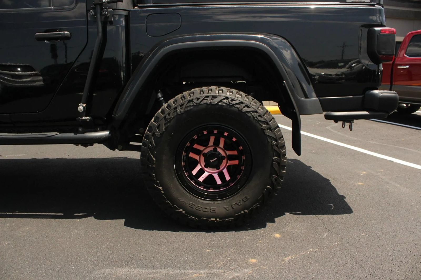 Used 2020 Jeep Gladiator Rubicon AWD/4WD image 4