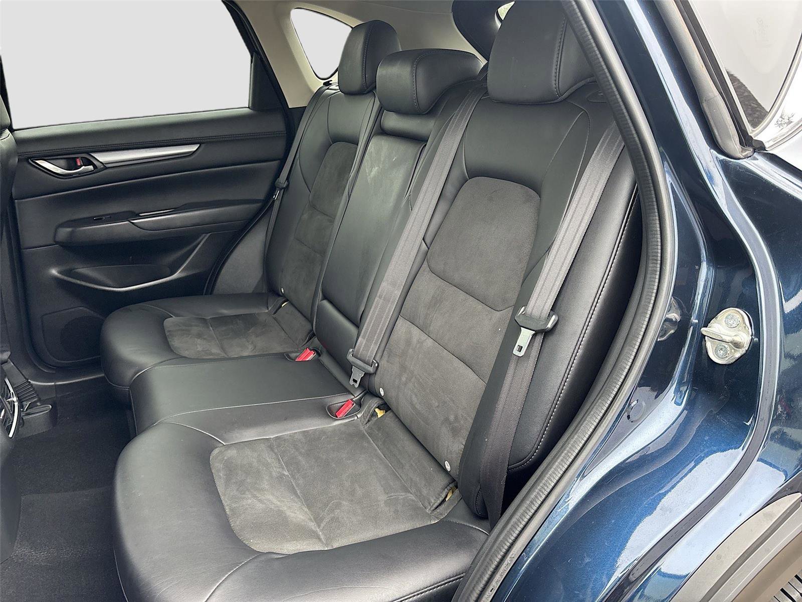 Used 2018 MAZDA CX-5 Touring image 25