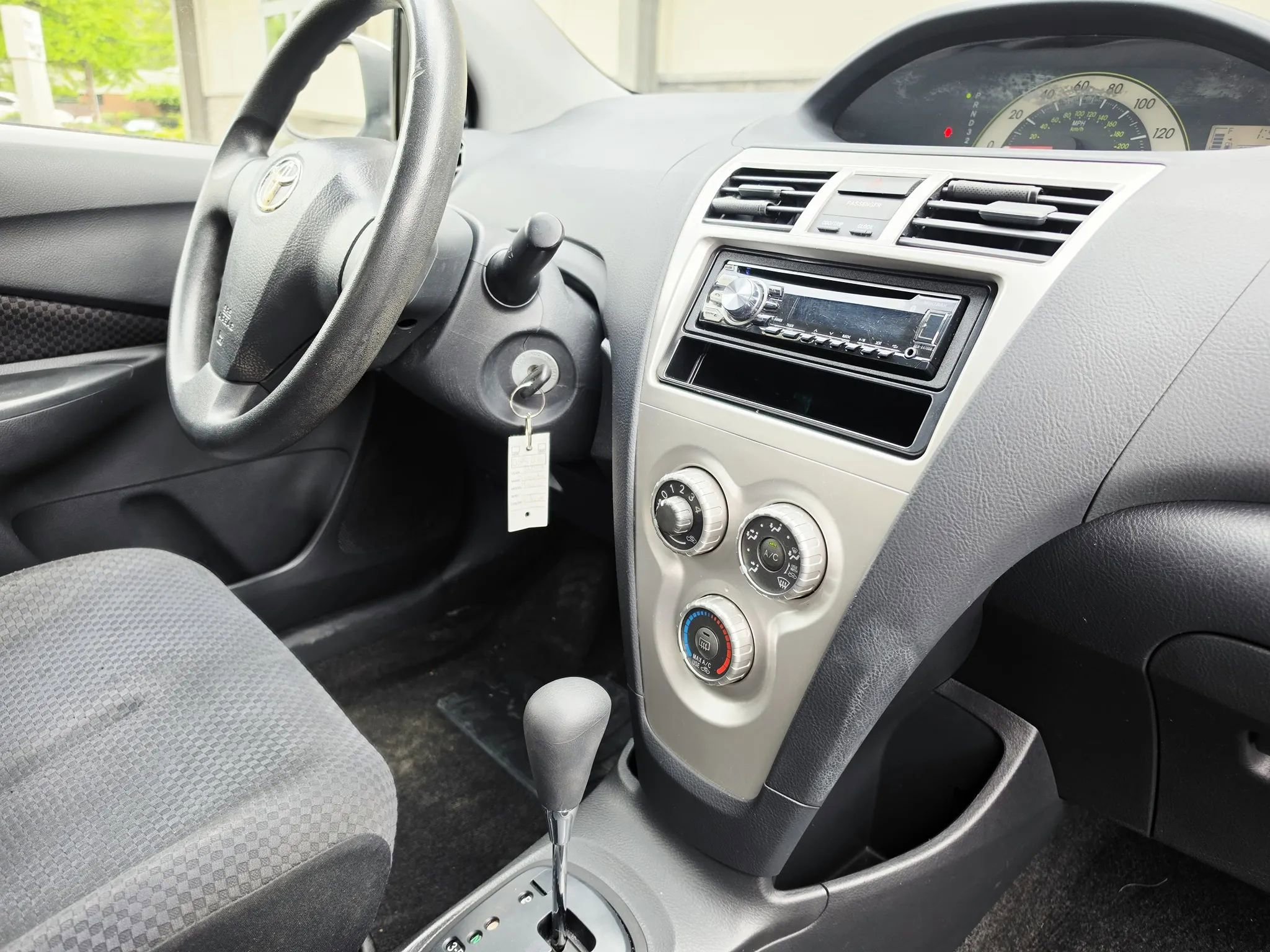 Used 2007 Toyota Yaris Sedan FWD image 14