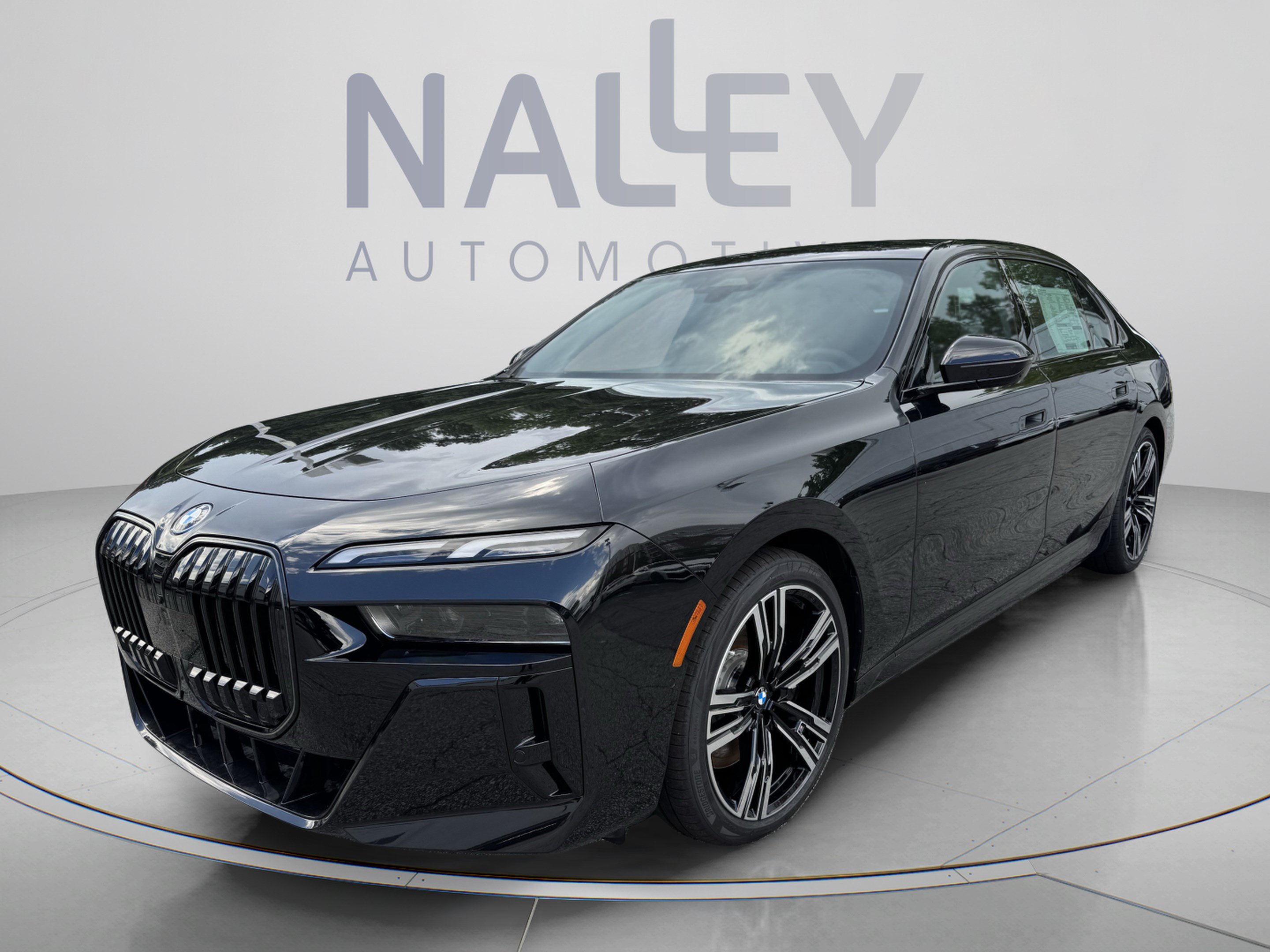 New 2026 BMW i7 eDrive50 w/ M Sport Package