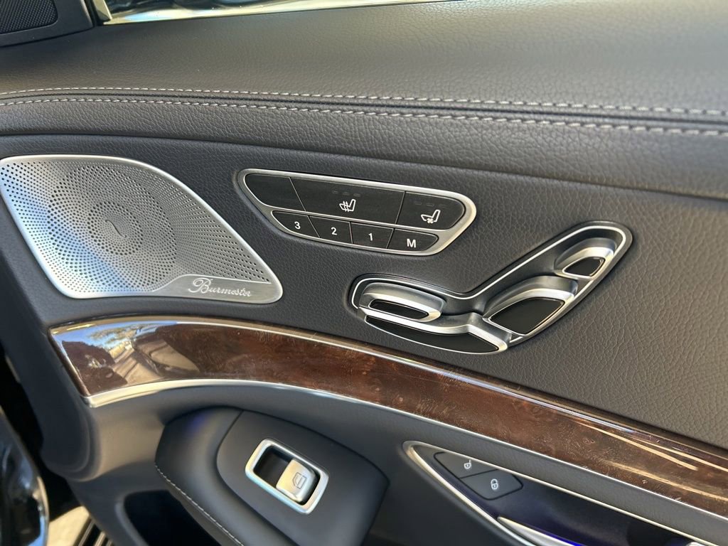 Used 2019 Mercedes-Benz S 560e image 26