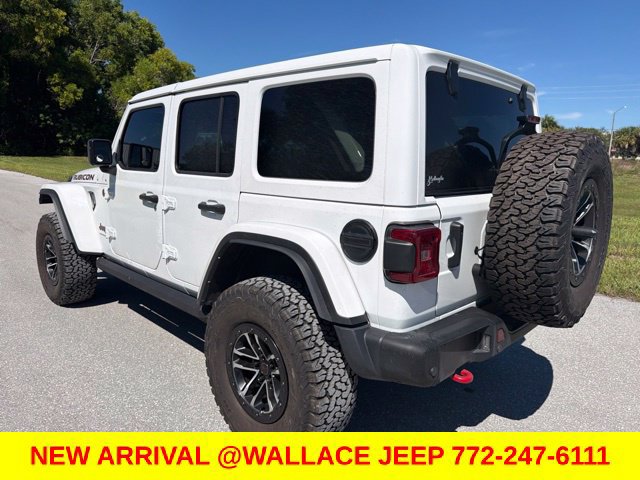 Used 2024 Jeep Wrangler Unlimited Rubicon AWD/4WD image 7
