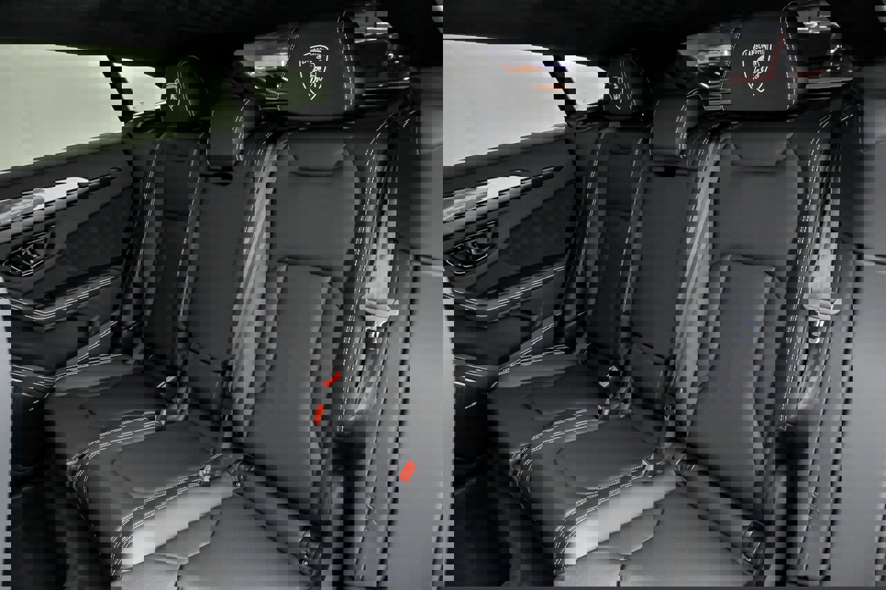 Used 2023 Lamborghini Urus S image 25