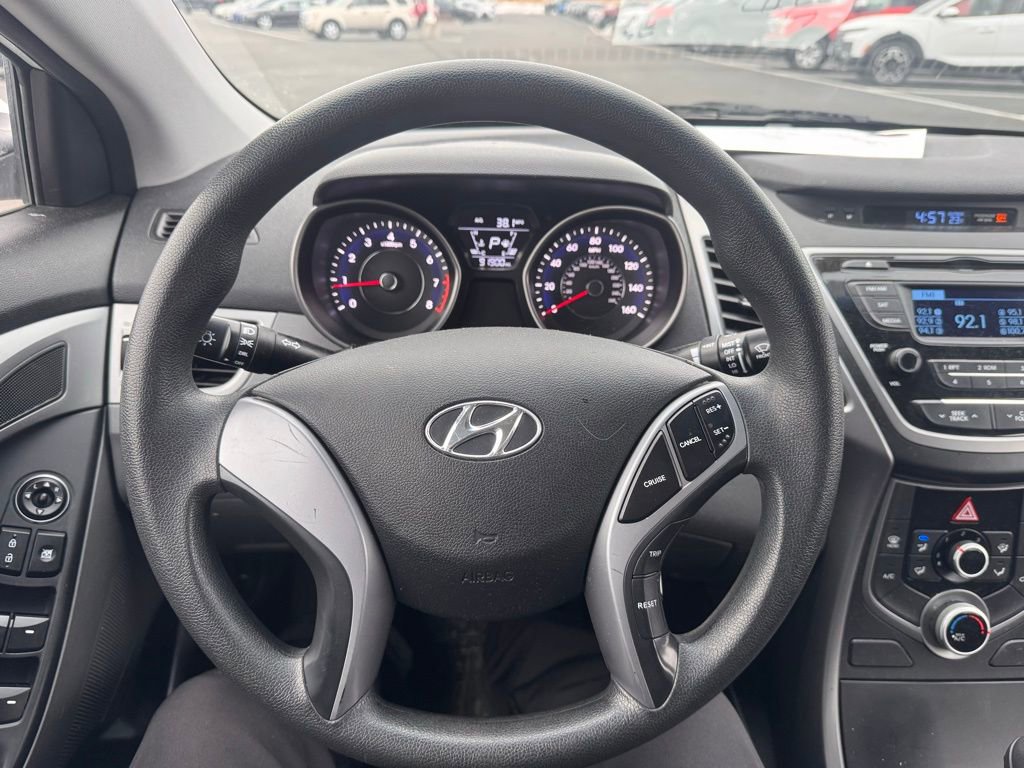 Used 2016 Hyundai Elantra SE image 24