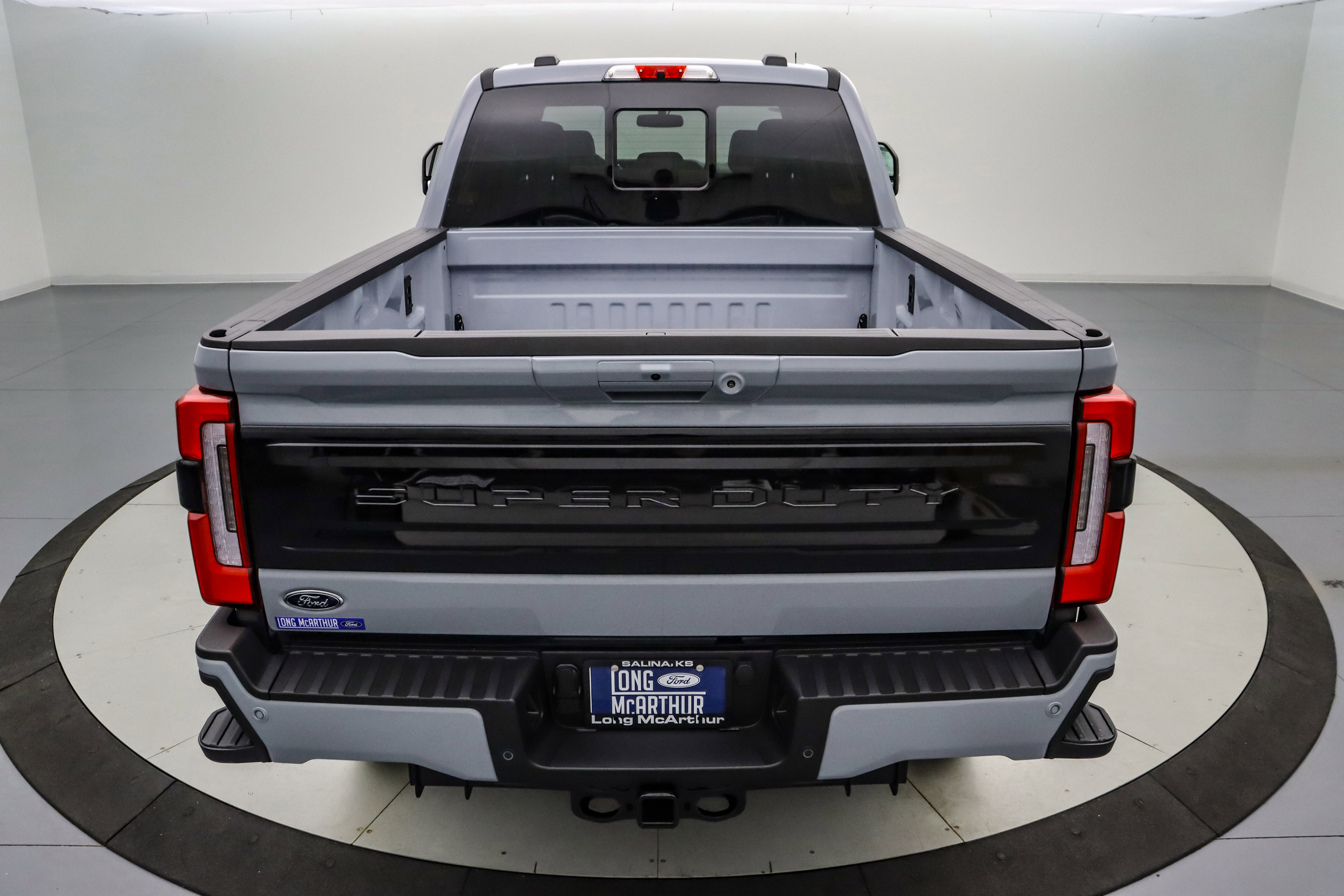 New 2026 Ford F250 Platinum w/ Tremor Off-Road Package image 5