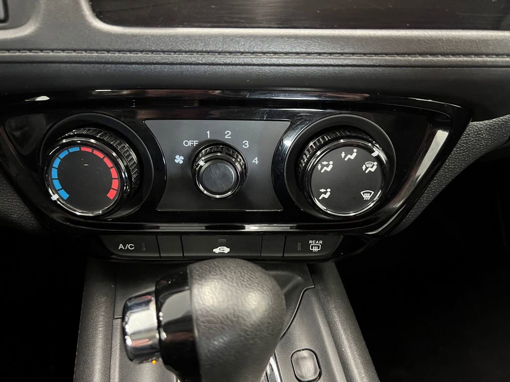Used 2020 Honda HR-V LX image 22