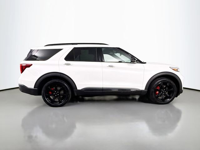 Used 2020 Ford Explorer ST w/ ST Street Pack image 8