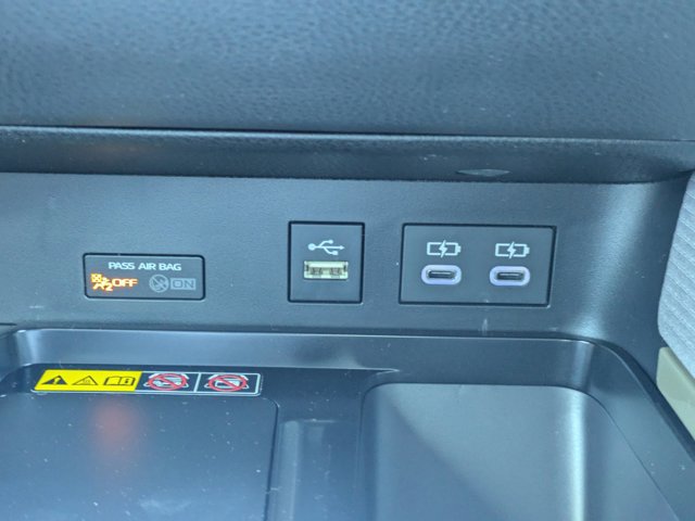 New 2026 Toyota Camry SE FWD image 19