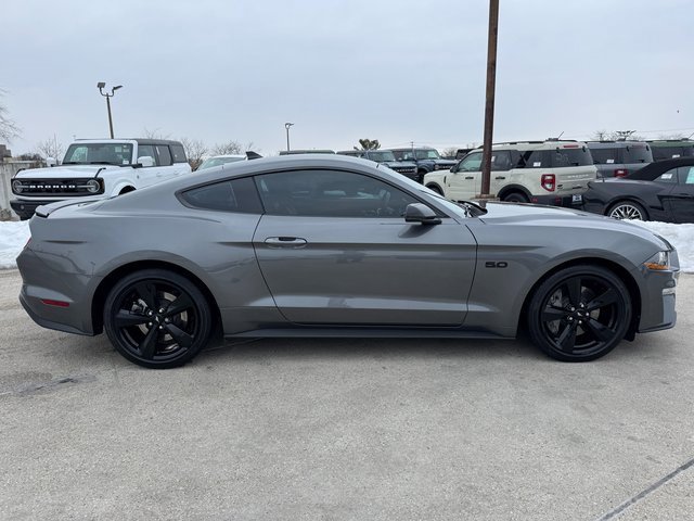 Used 2022 Ford Mustang GT Premium w/ Equipment Group 401A image 6