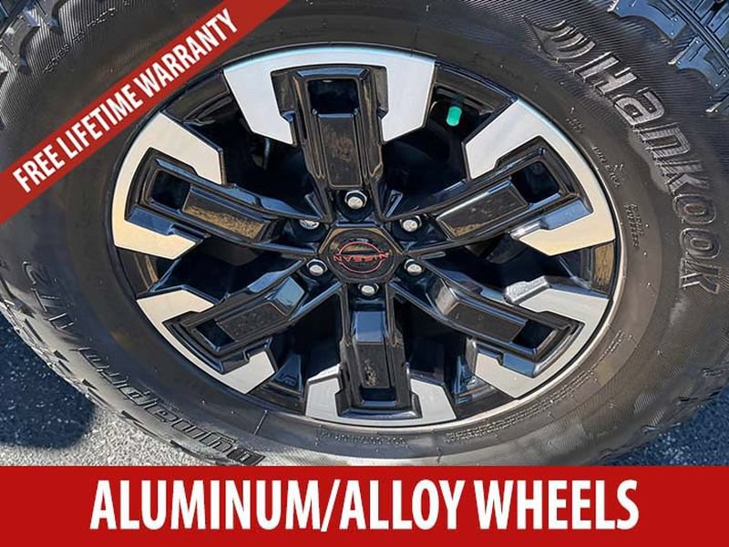 Used 2024 Nissan Frontier PRO-4X w/ Pro Convenience Package AWD/4WD image 7