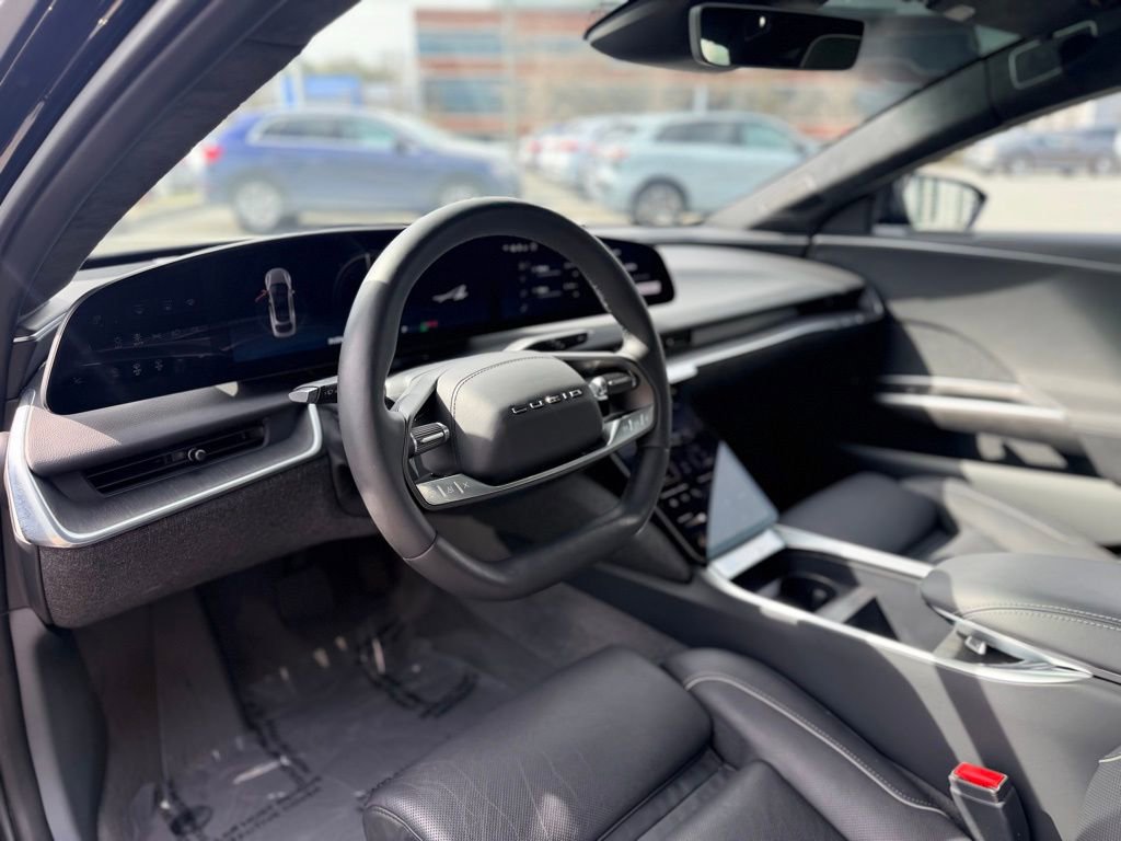 Used 2023 Lucid Air Touring image 12