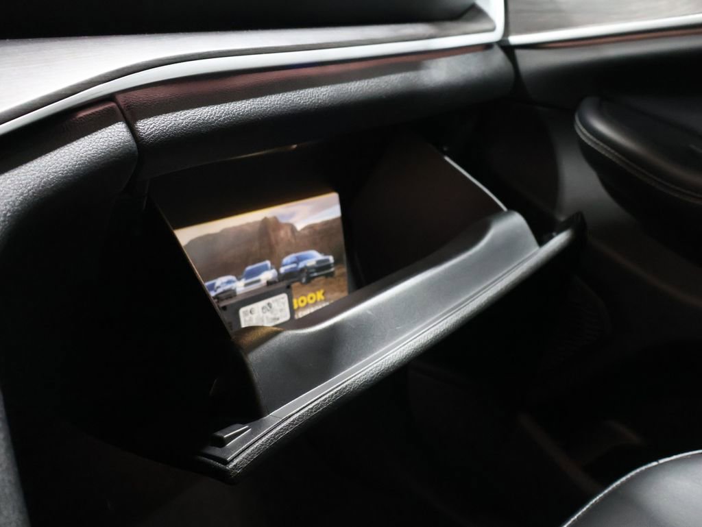 Used 2024 Jeep Grand Cherokee Limited image 28