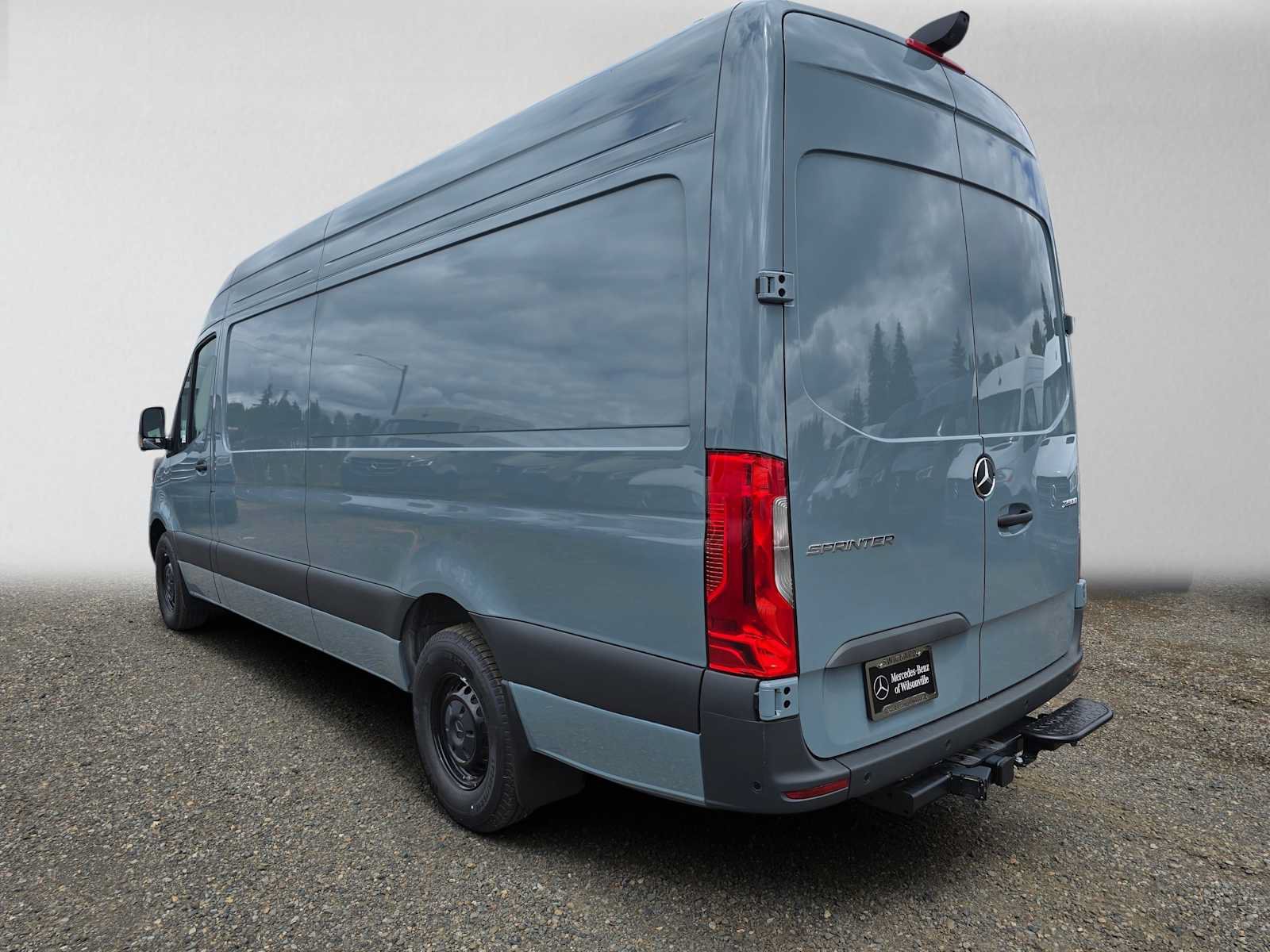 Used 2026 Mercedes-Benz Sprinter 2500 image 5