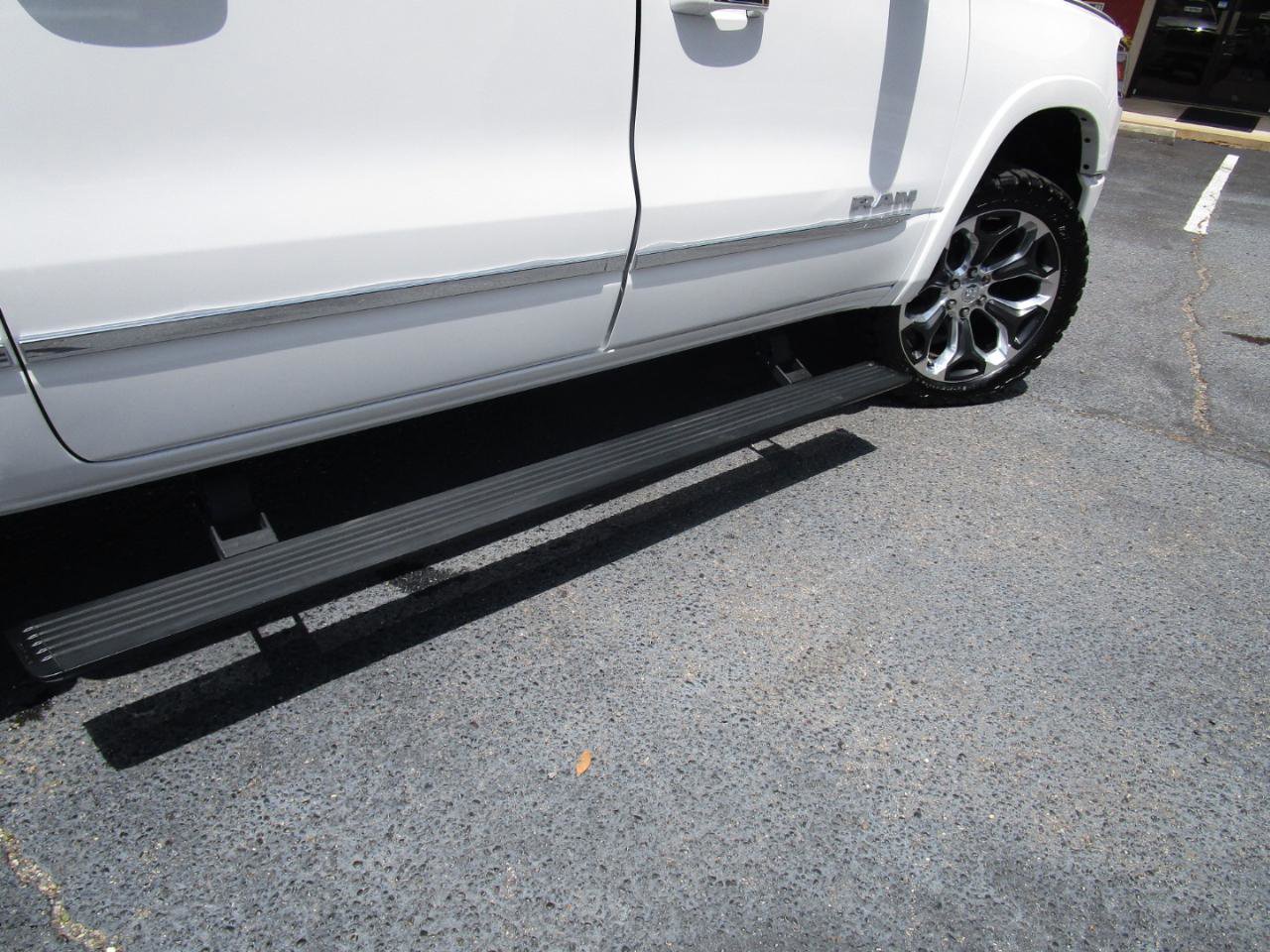 Used 2019 RAM 1500 Limited AWD/4WD image 35