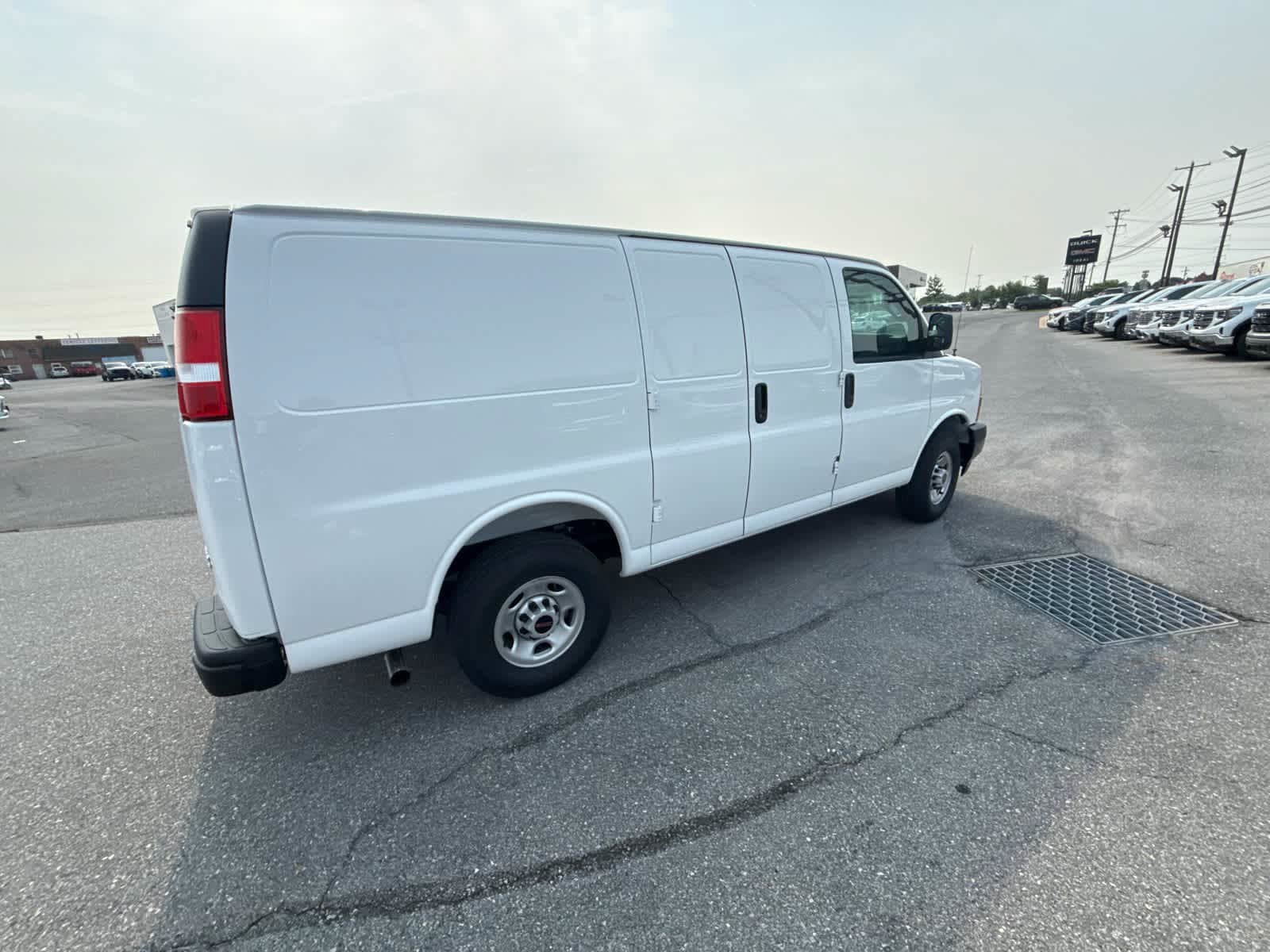 New 2026 GMC Savana 2500 w/ Driver Convenience Package RWD image 21