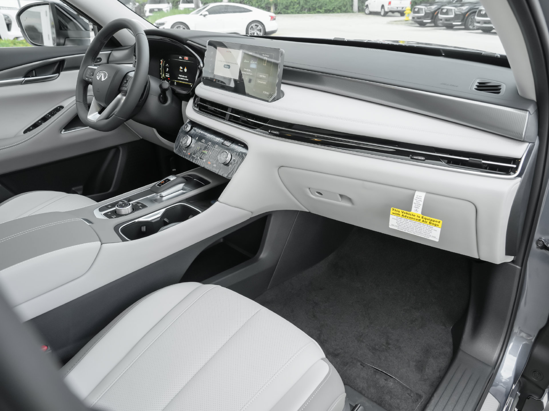 New 2027 INFINITI QX60 Luxe FWD image 31