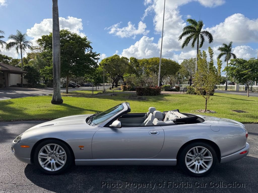 Used 2005 Jaguar XK8 Convertible image 29