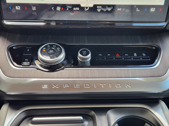 New 2026 Ford Expedition Platinum AWD/4WD image 14