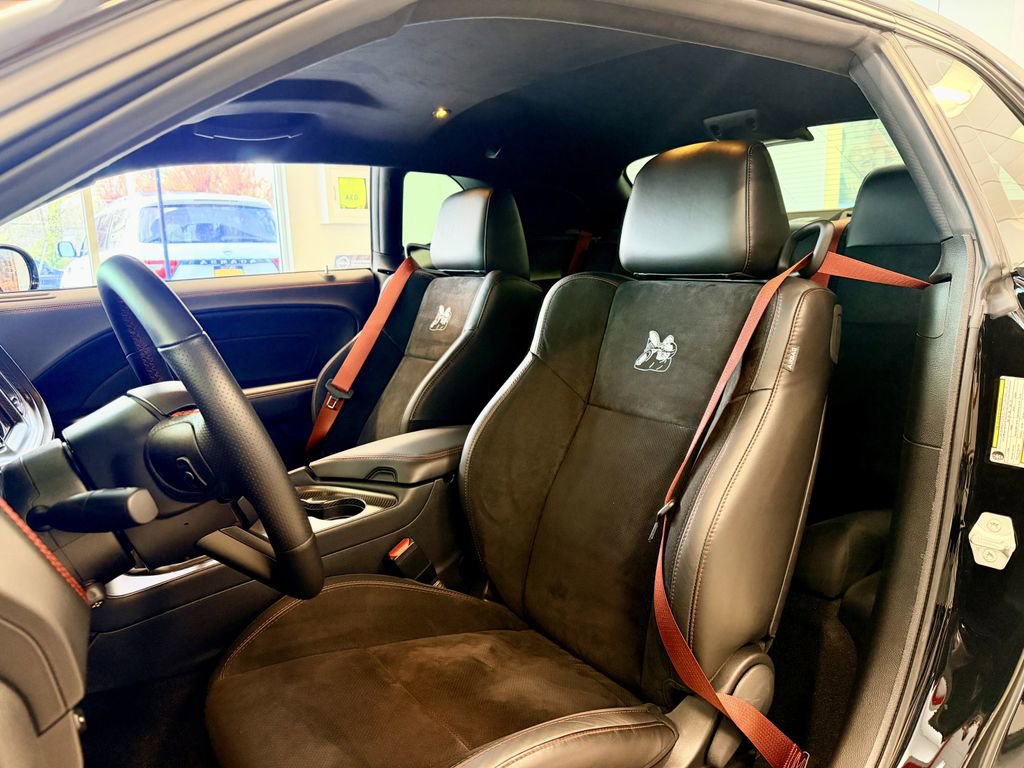 Used 2023 Dodge Challenger R/T Scat Pack RWD image 5