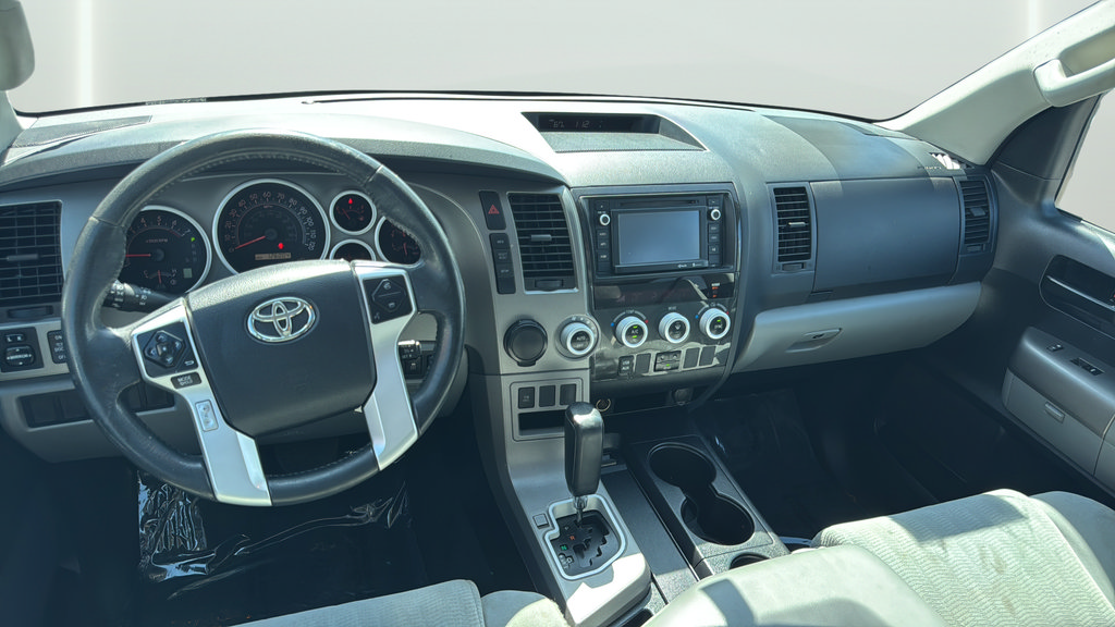 Used 2015 Toyota Sequoia SR5 RWD image 14
