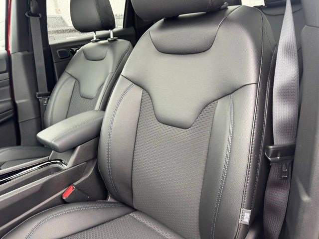 New 2026 Jeep Compass Latitude w/ Sun and Sound Group image 27