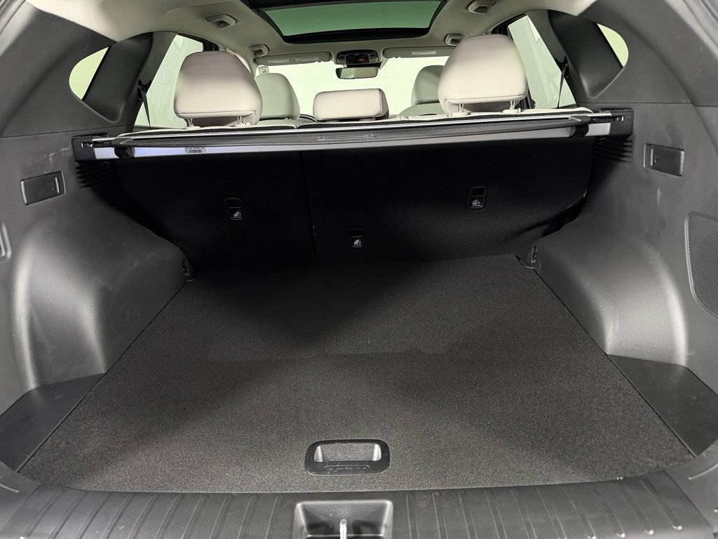 Used 2025 Hyundai Tucson Limited AWD/4WD image 30