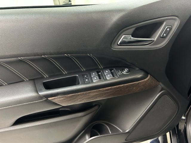 Used 2022 GMC Canyon Denali AWD/4WD image 16