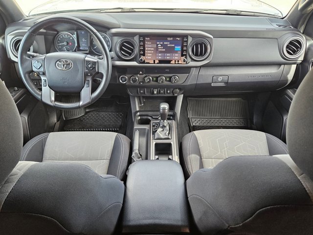 Used 2020 Toyota Tacoma TRD Off-Road image 16