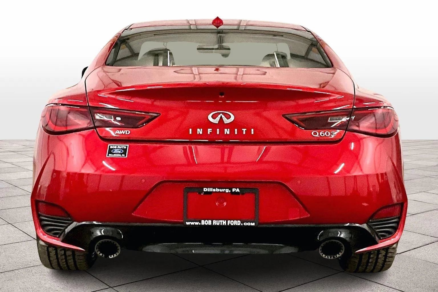 Used 2018 INFINITI Q60 Red Sport 400 w/ Pro Active Package image 4