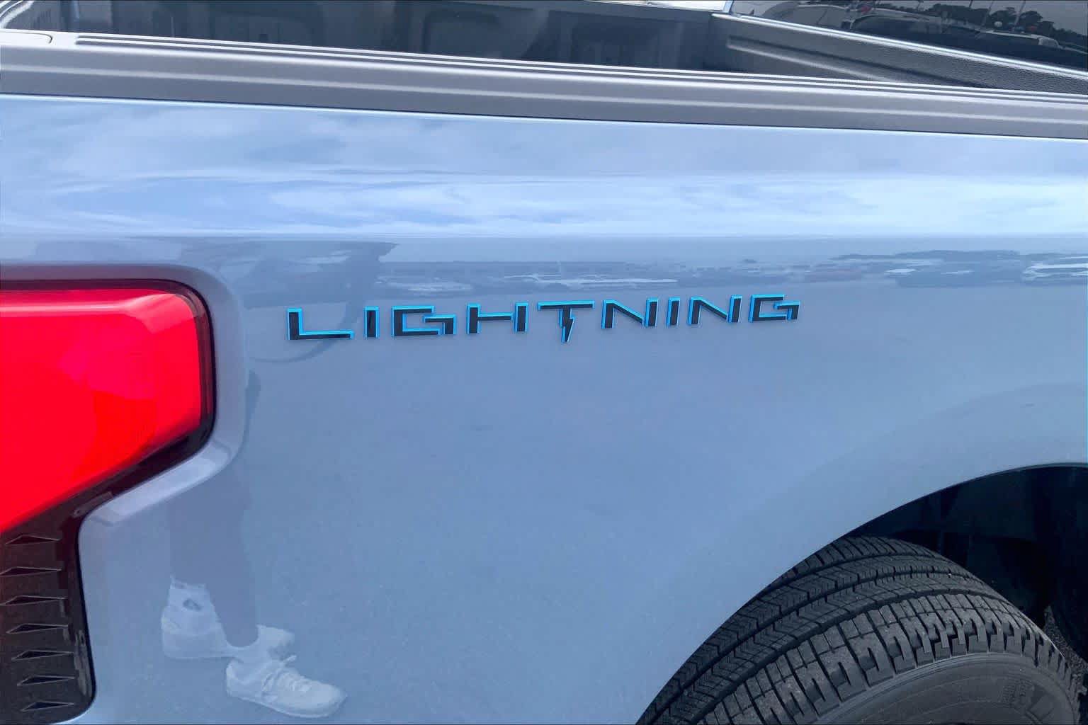 Certified 2023 Ford F150 Lightning XLT AWD/4WD image 9