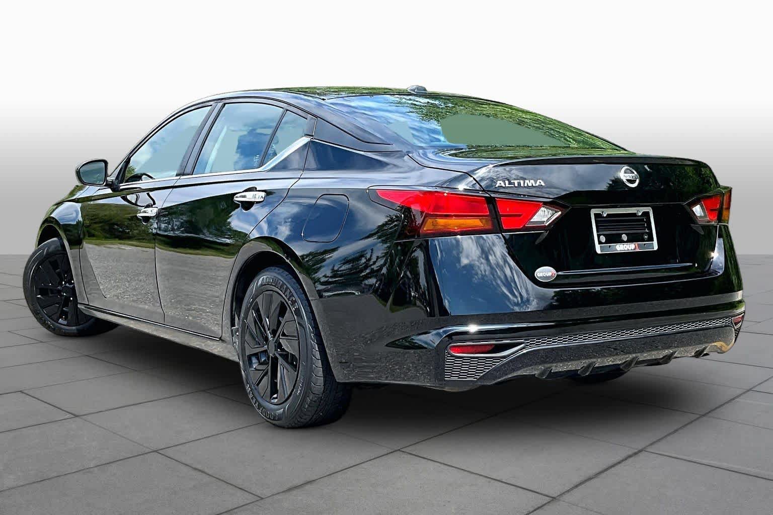 Used 2019 Nissan Altima 2.5 S FWD image 11