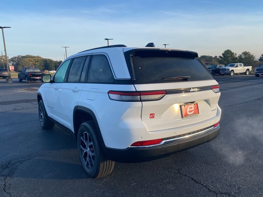 New 2025 Jeep Grand Cherokee Limited image 5