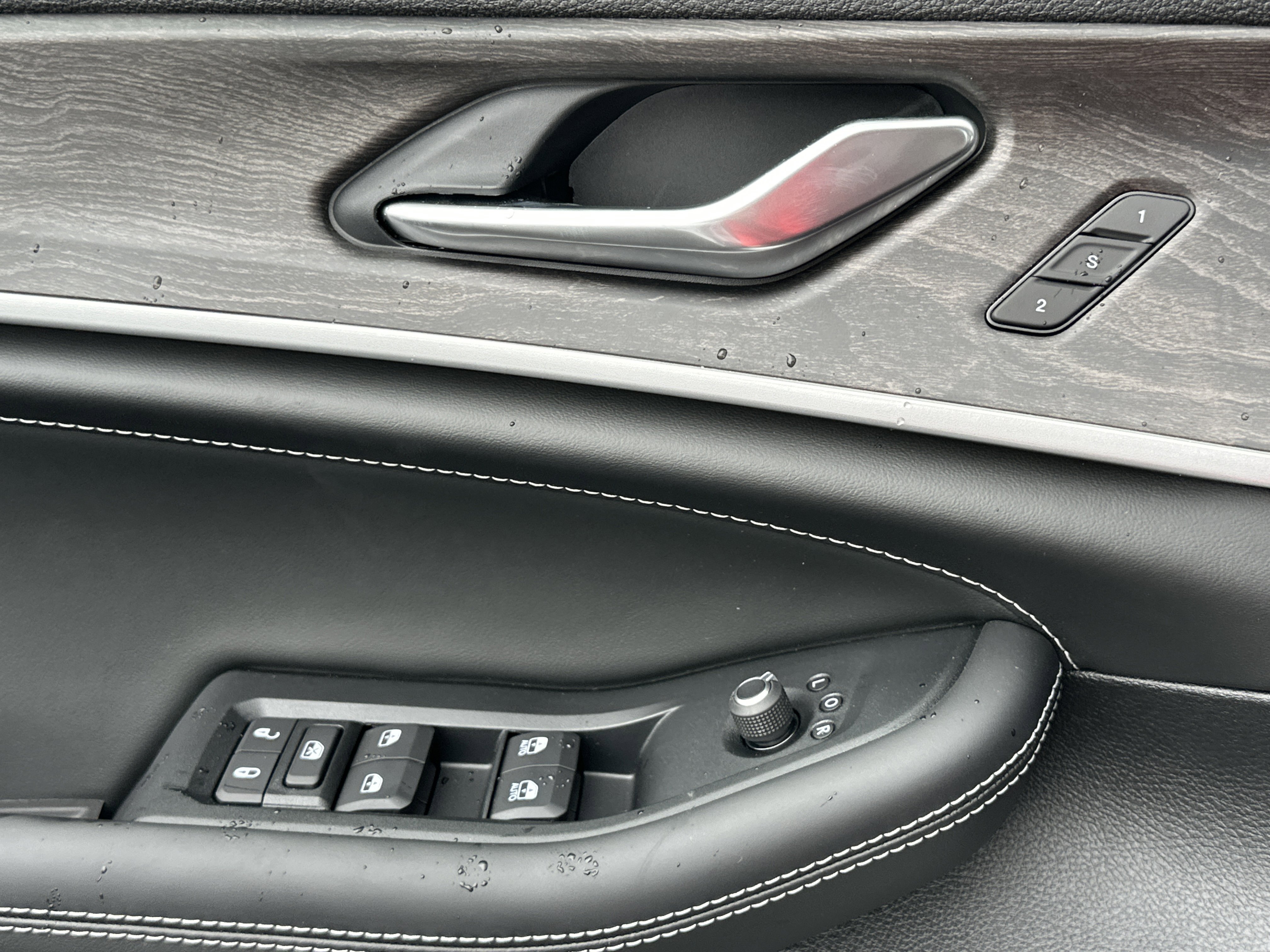 New 2026 Jeep Grand Cherokee Limited Reserve image 12