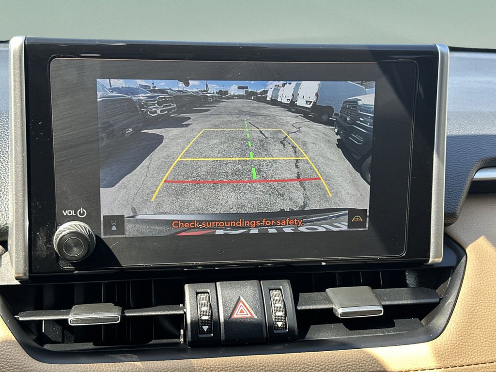 Used 2025 Toyota RAV4 XLE Premium FWD image 41