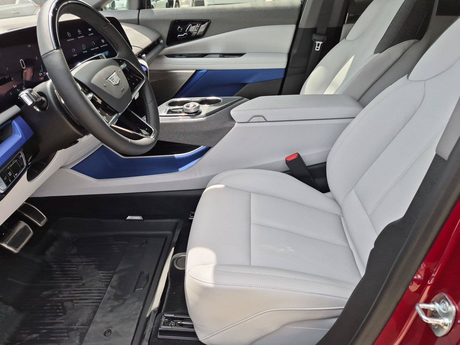 New 2027 Cadillac Optiq Luxury RWD image 11