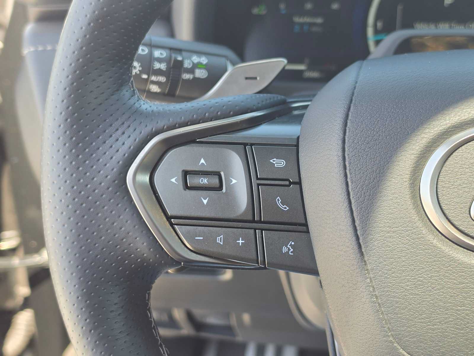 Used 2026 Lexus LX 600 F Sport AWD/4WD image 30