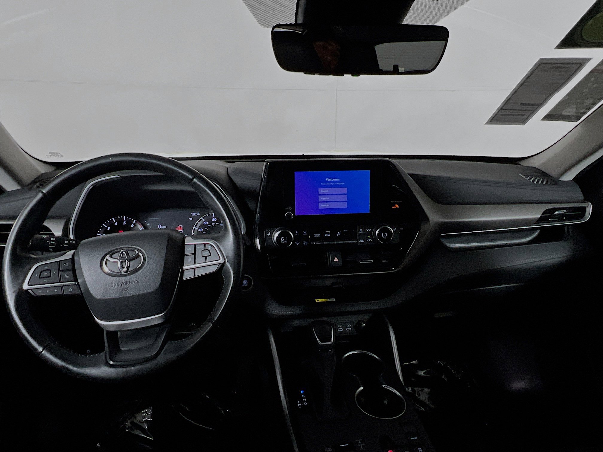 Used 2023 Toyota Highlander XLE image 29