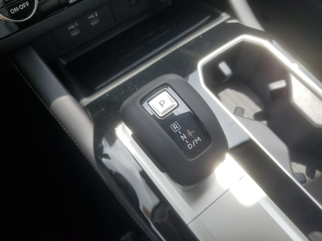 New 2026 Mitsubishi Outlander AWD image 21